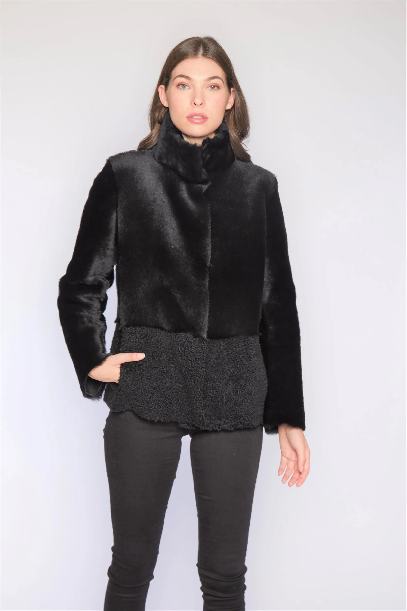 #865 Reversible Shearling Jacket Shearling  1 XS  1/M  $500  sorry no additional discounts