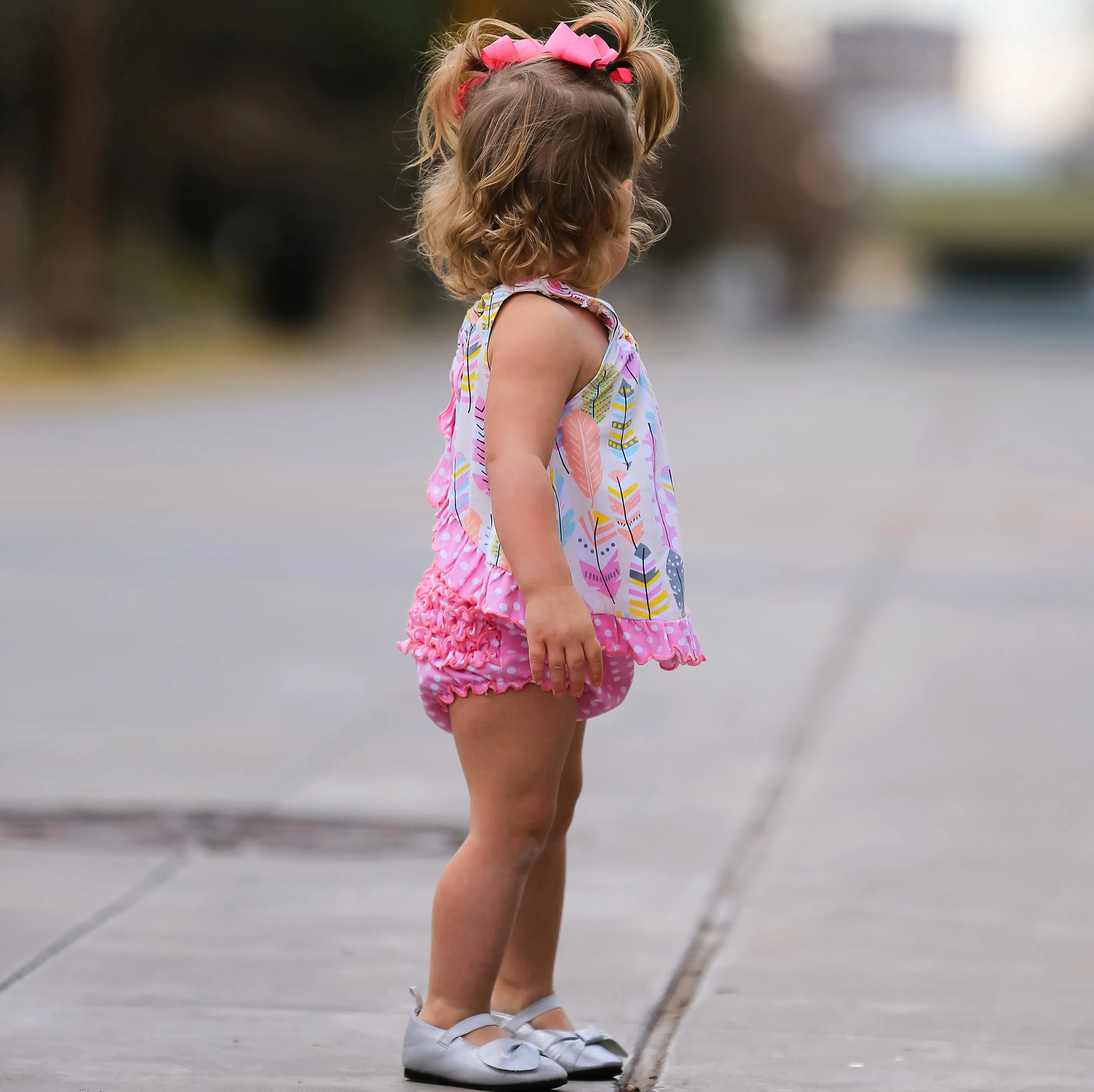 AnnLoren Baby/Toddler Girls Open Back Swing Tank Top with Bow Feather Design