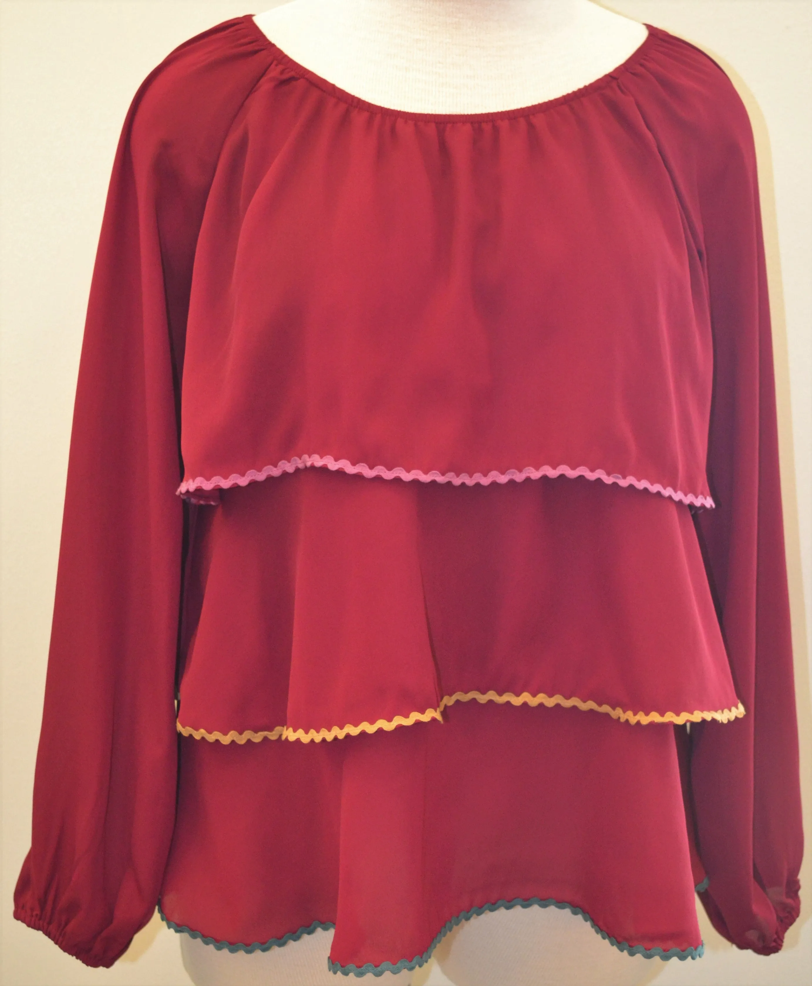 BUBBLE SLEEVE RUFFLE TIERED TOP