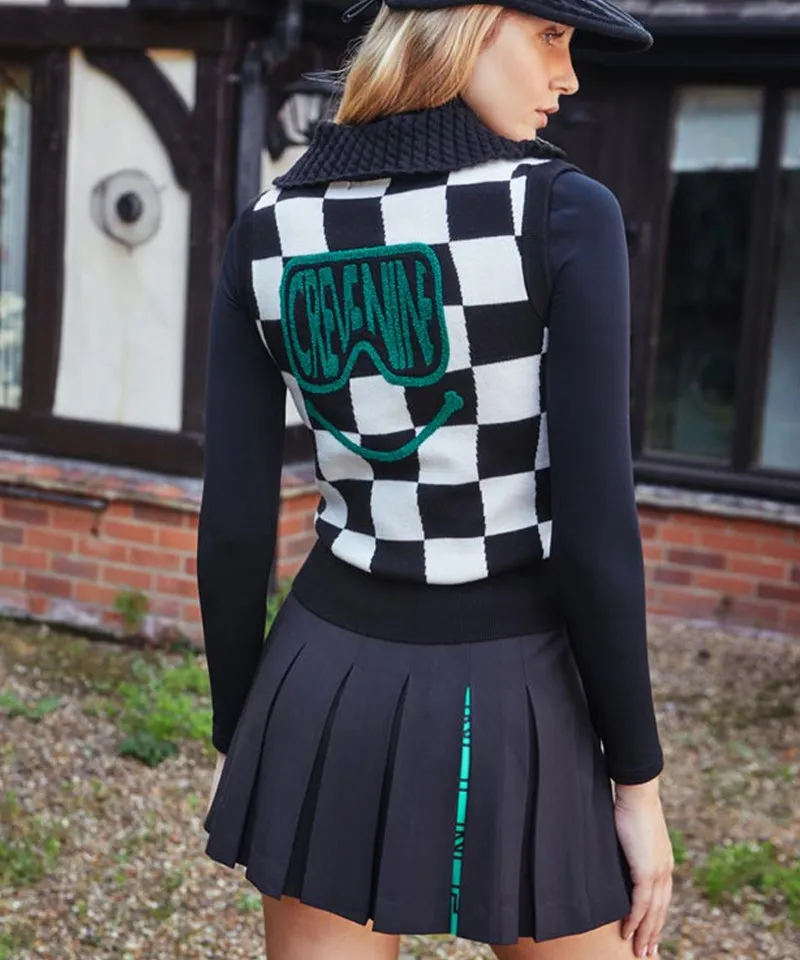 CREVE NINE: Logo Swing Pleated Skirt - Black