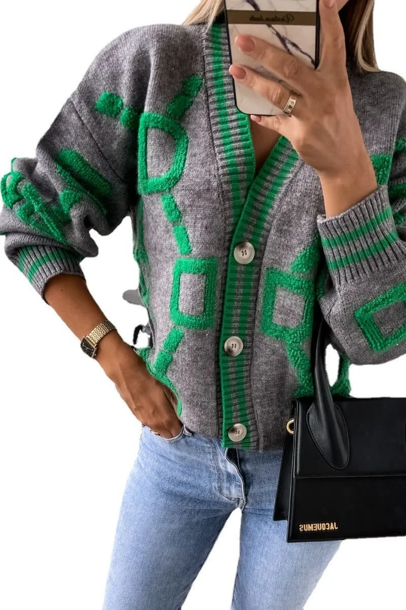 Embroidered V-neck Loose Knitted sweater
