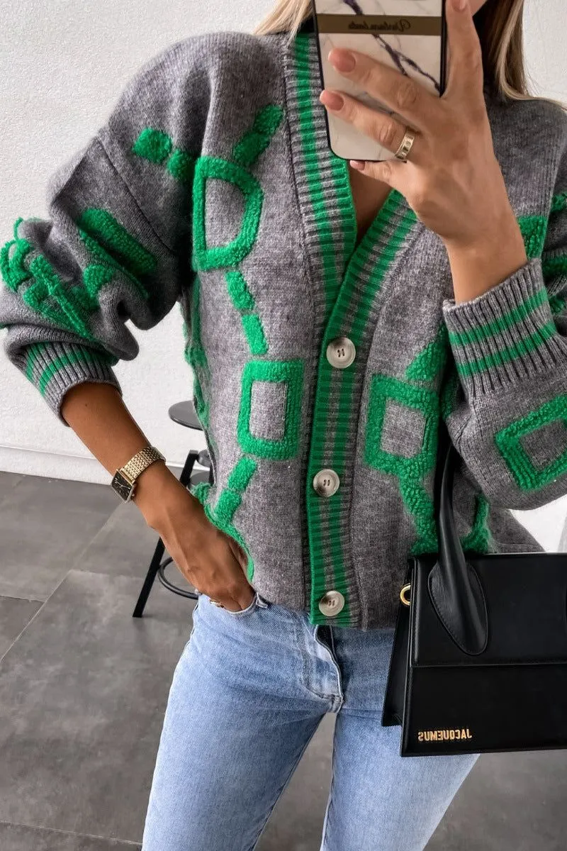 Embroidered V-neck Loose Knitted sweater
