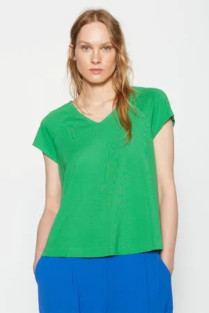 GREEN V-NECK T-SHIRT