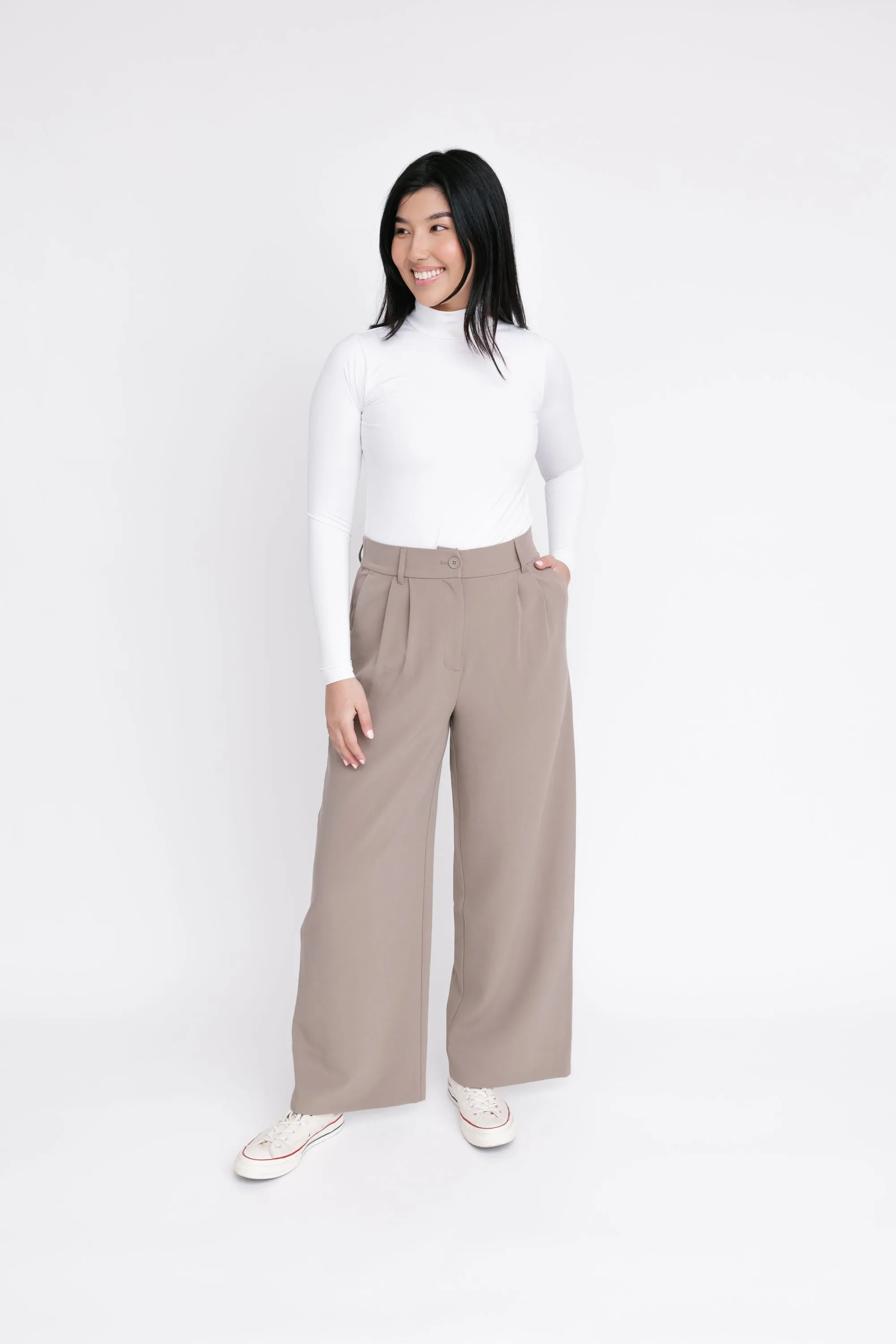 Harper Wide Leg Pant II in Deep Taupe