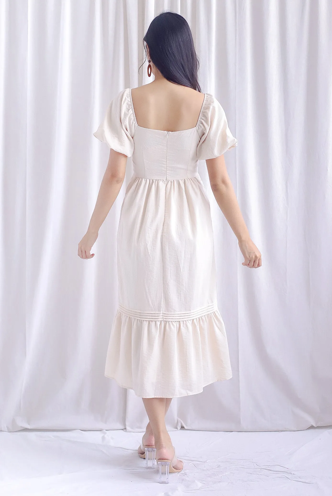 Marisa Puffy Sleeve Pintuck Cut Out Maxi Dress In Cream