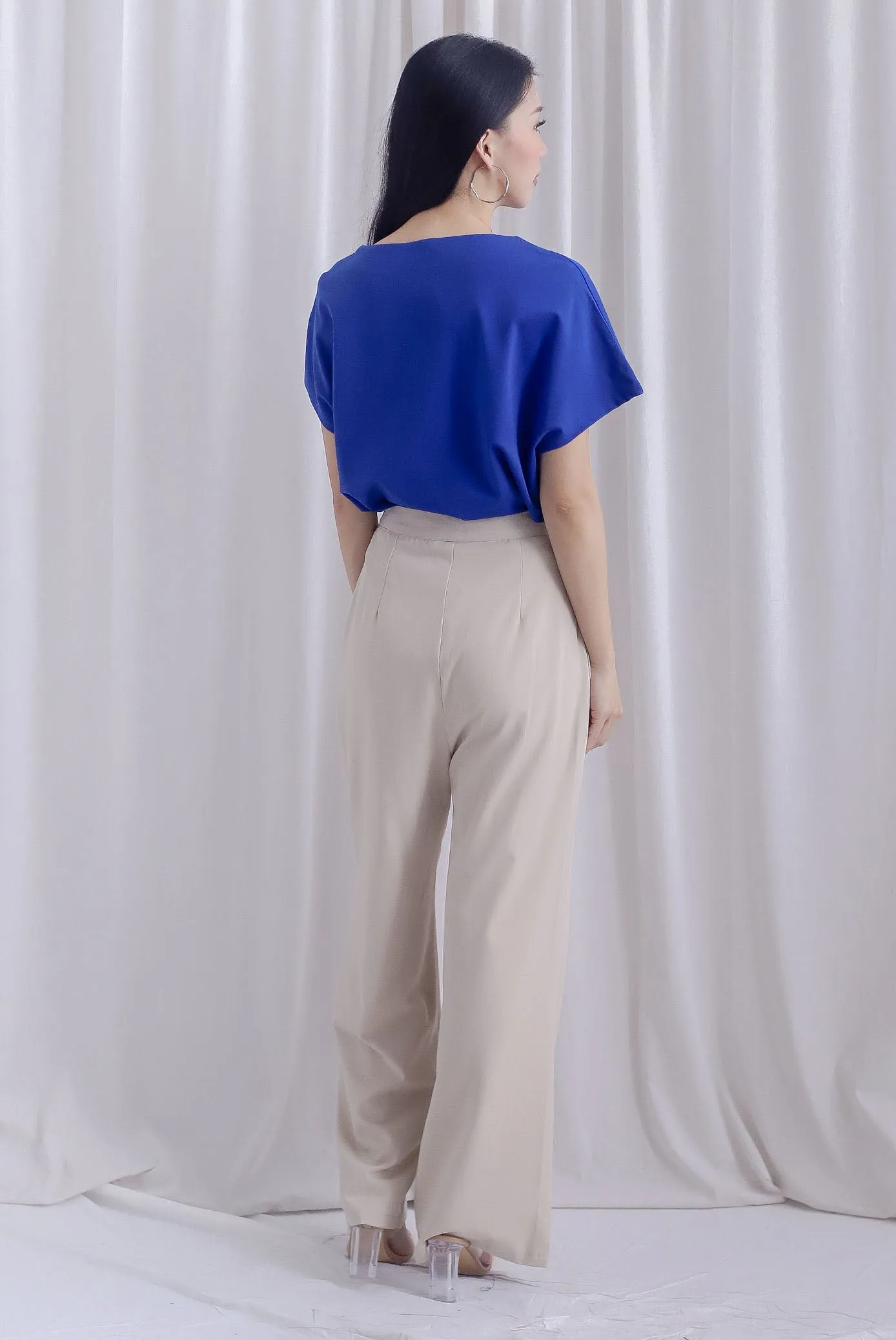 Nikole Wide Neck Top In Blue