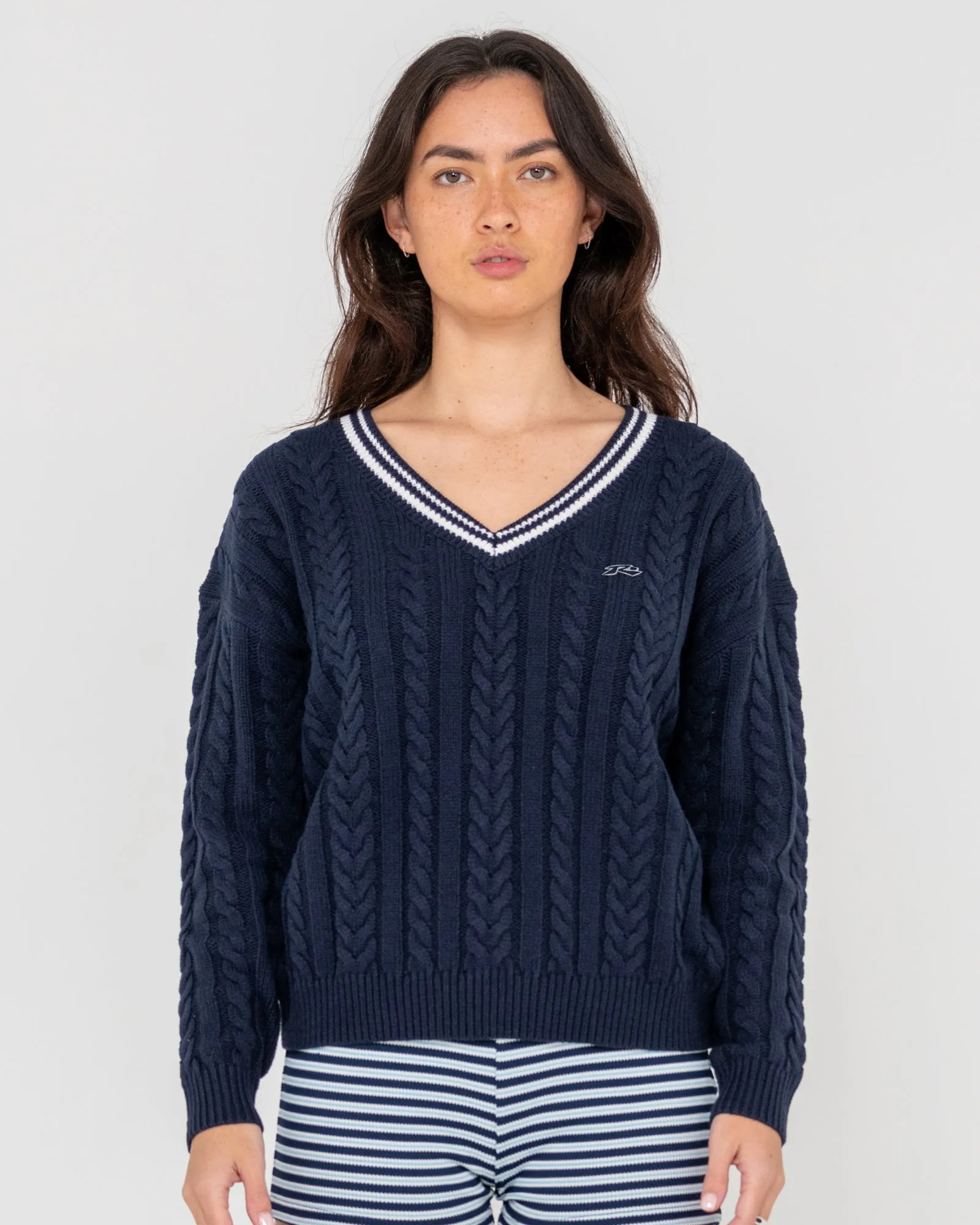 Oxford Vee Neck Chunky Knit