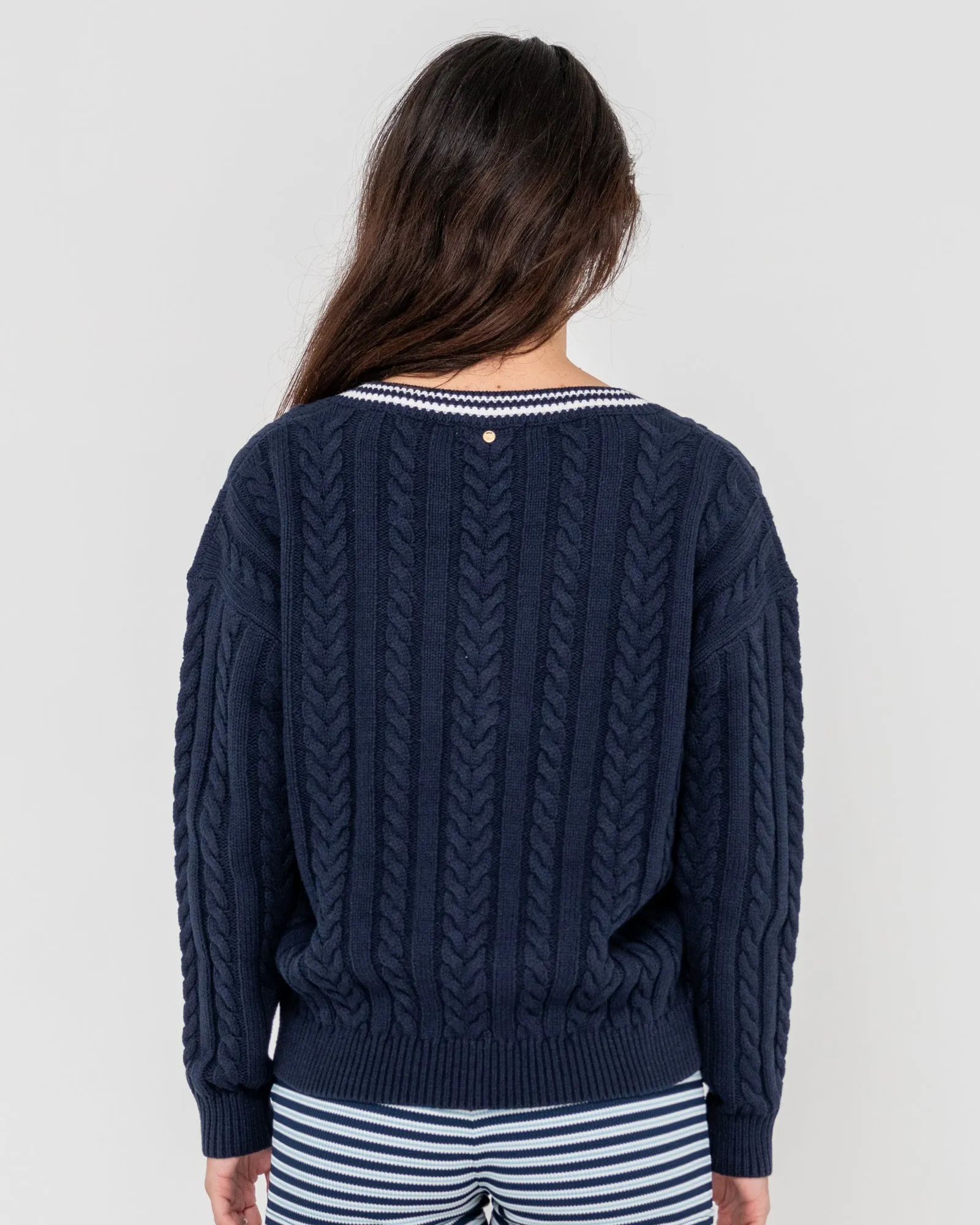 Oxford Vee Neck Chunky Knit