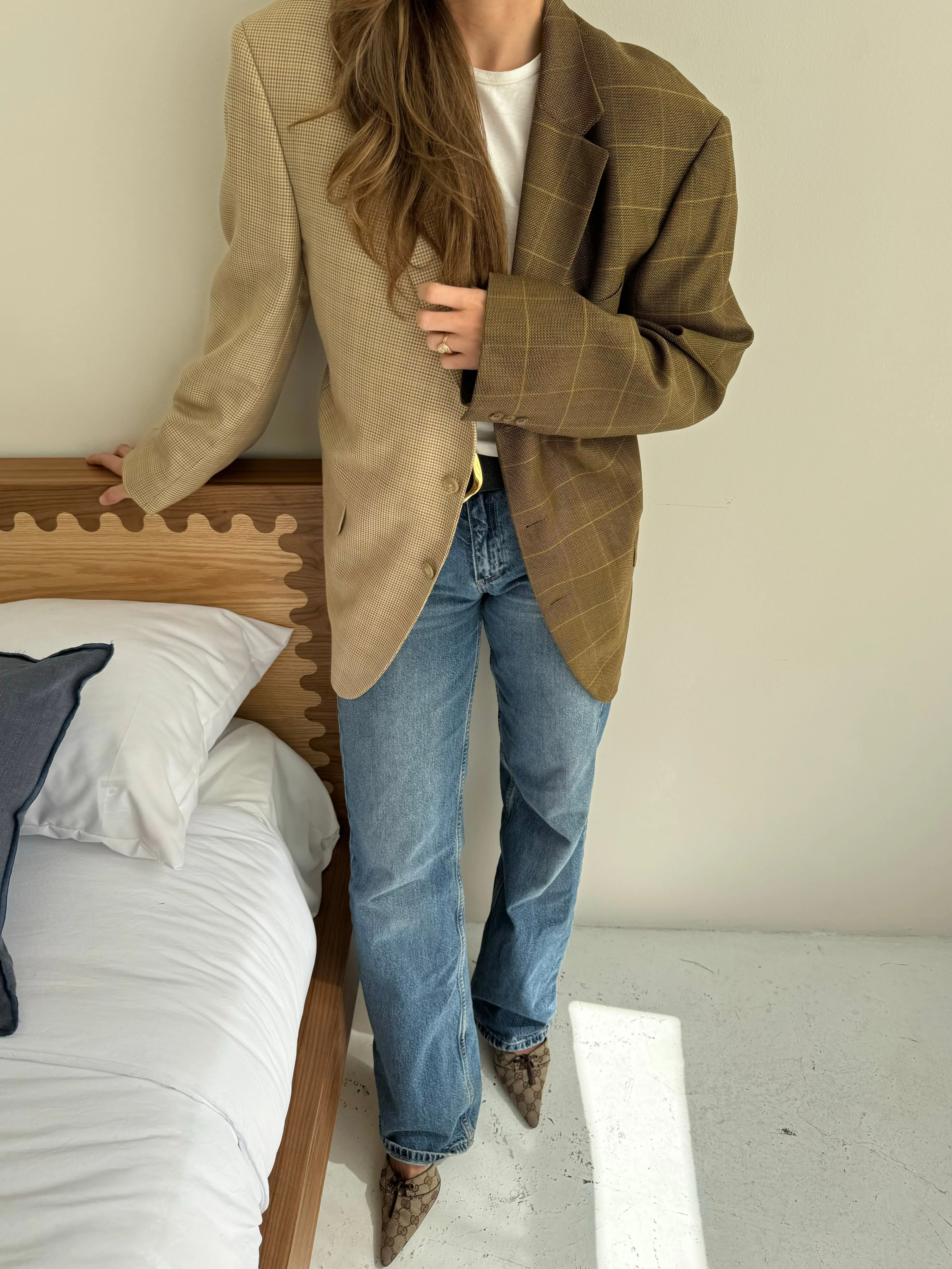 Pale brown houndstooth and caramel plaid contrasted blazer