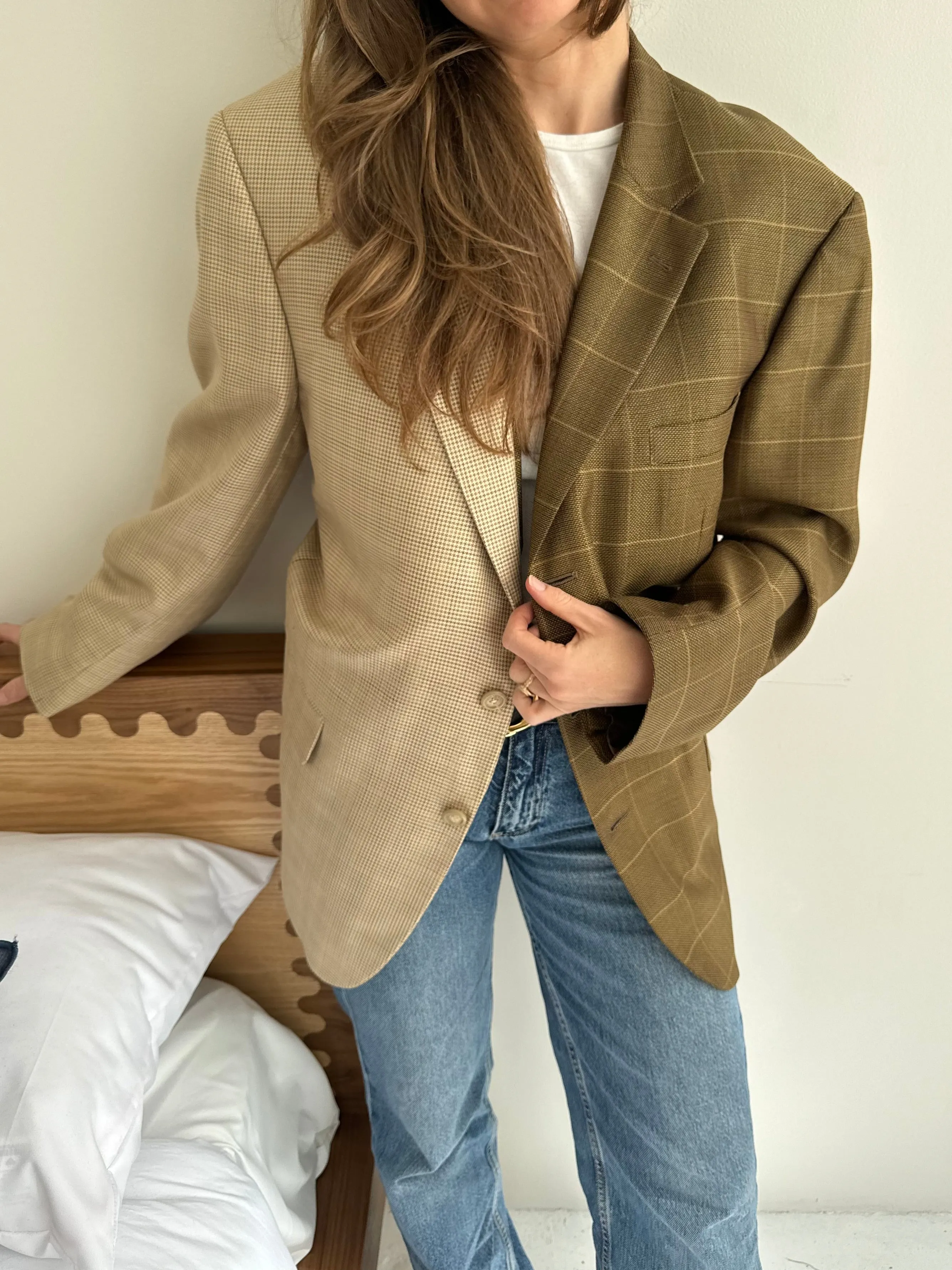 Pale brown houndstooth and caramel plaid contrasted blazer