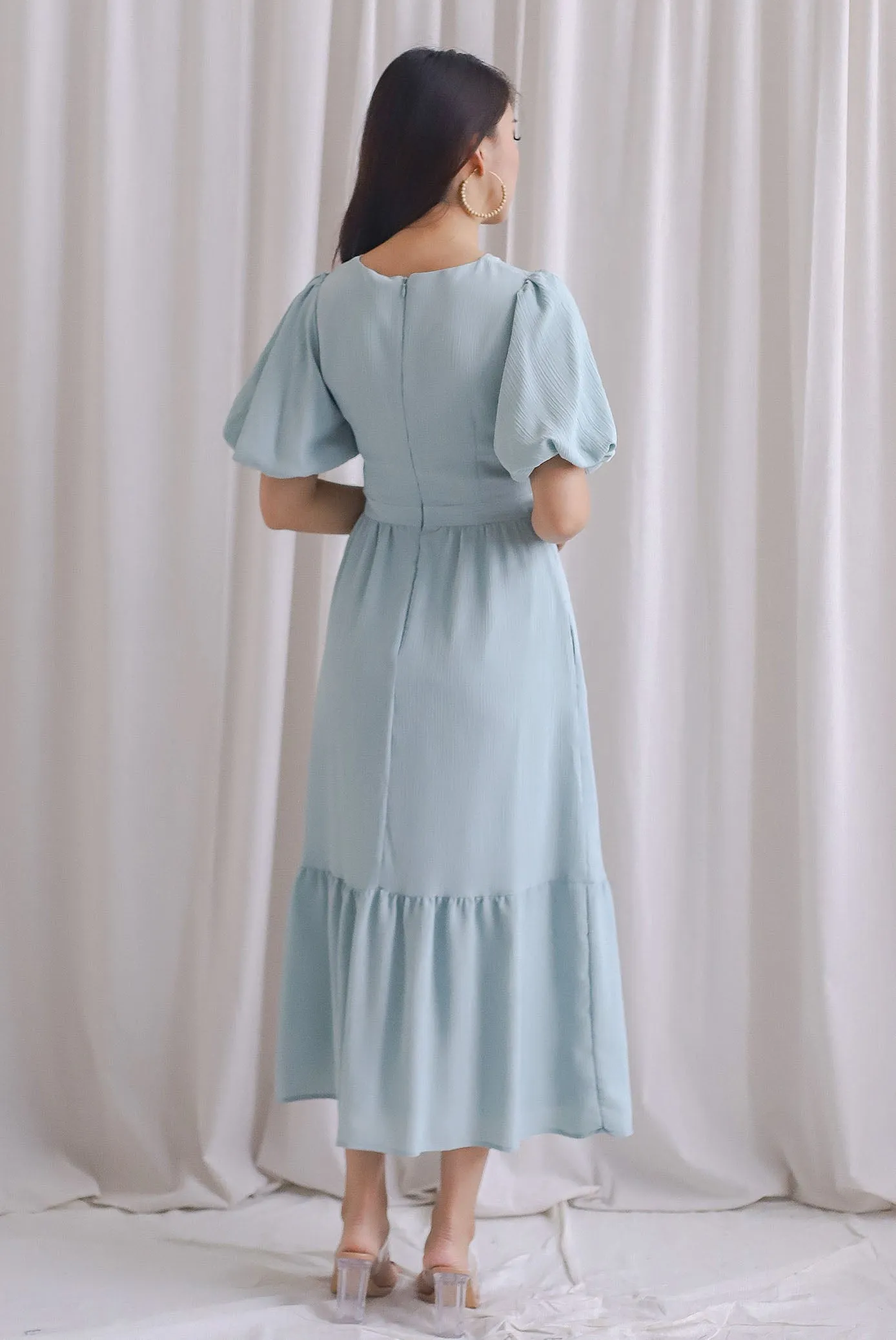 Penrose Twist Knot Cut Out Maxi Dress In Seafoam