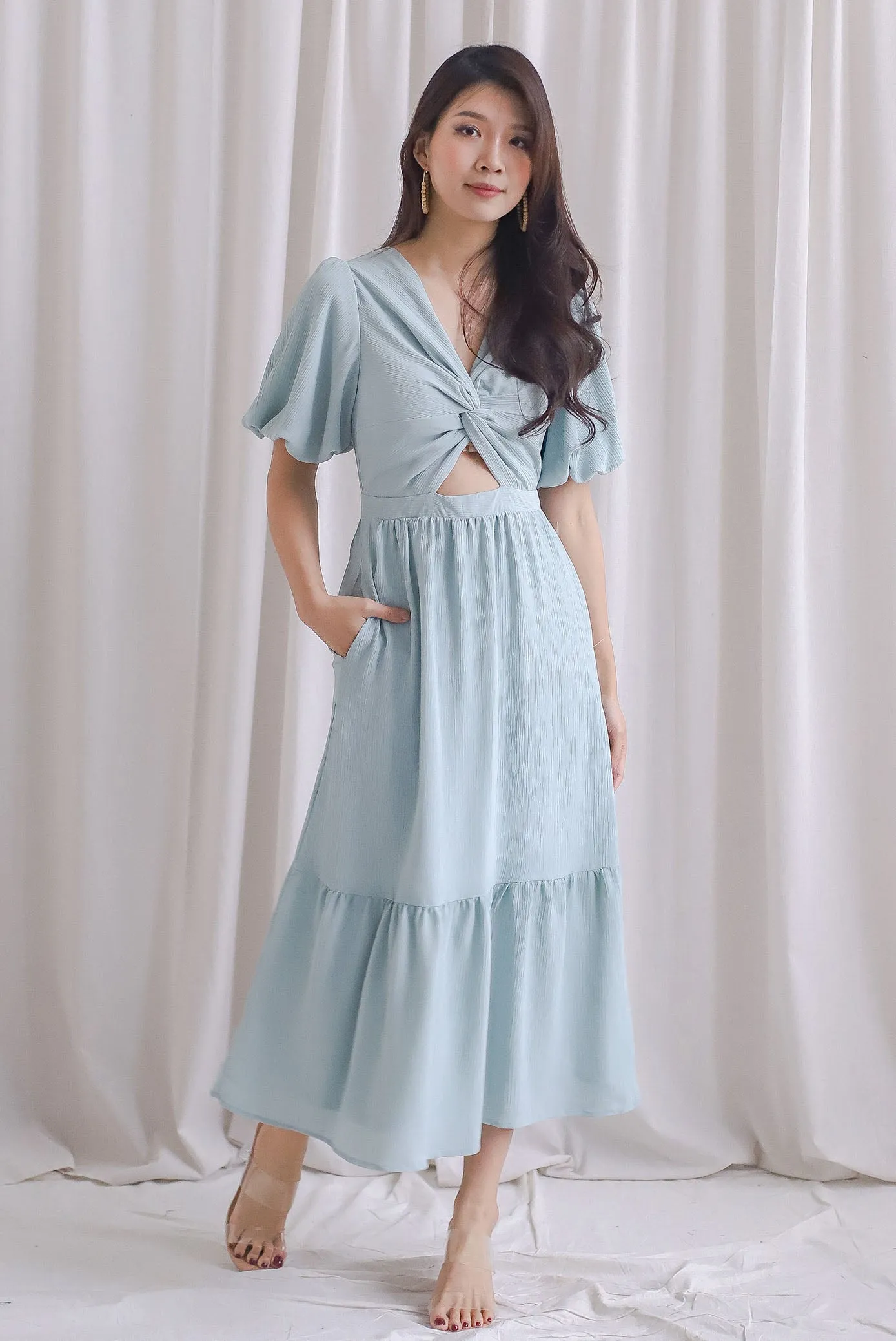 Penrose Twist Knot Cut Out Maxi Dress In Seafoam