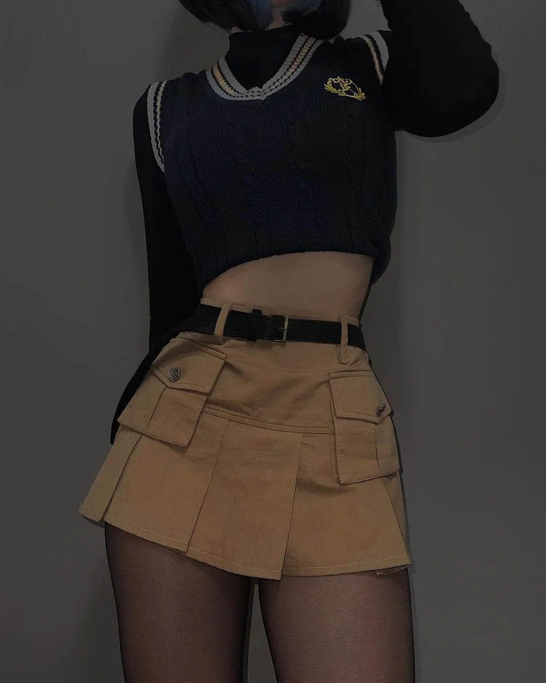 "JK EMBROIDERED V-NECK SWEATER" VEST N081404