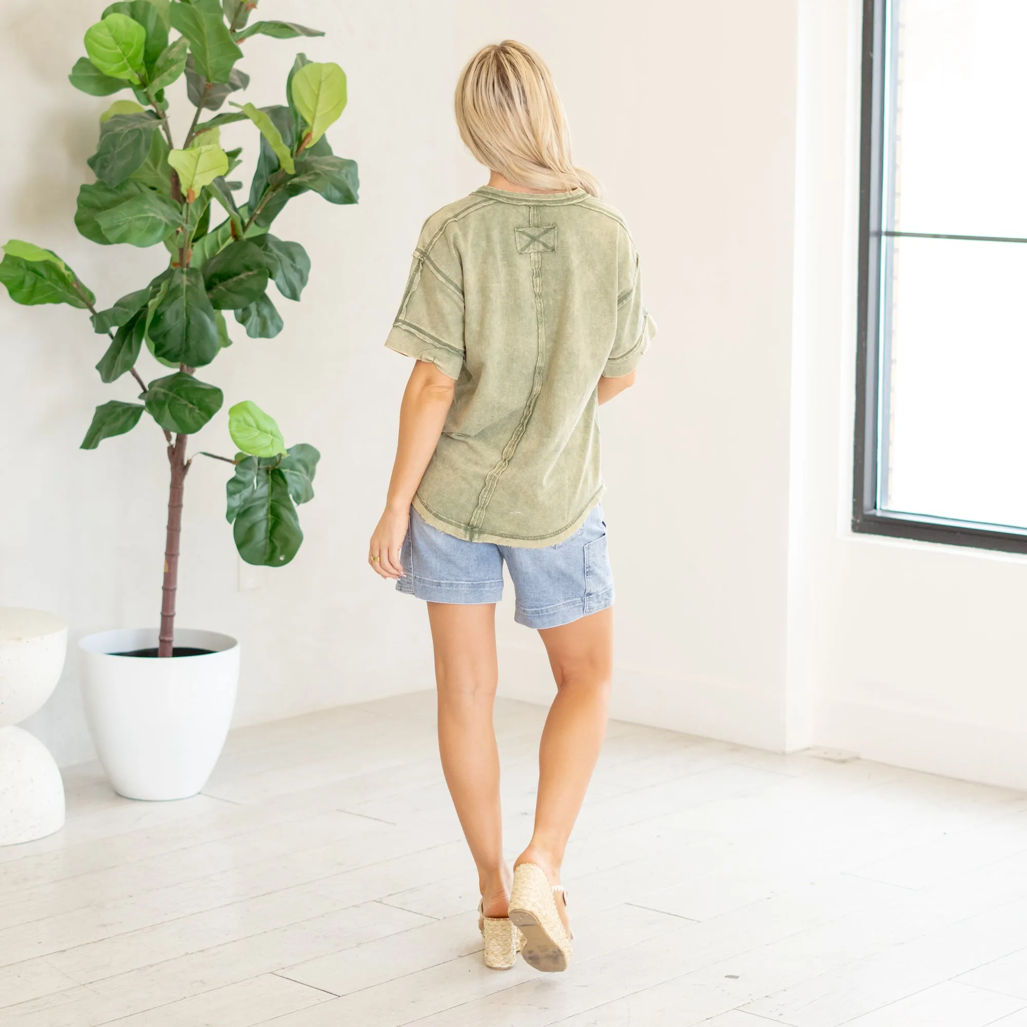 Raw edge detailed button closure scoop neck top
