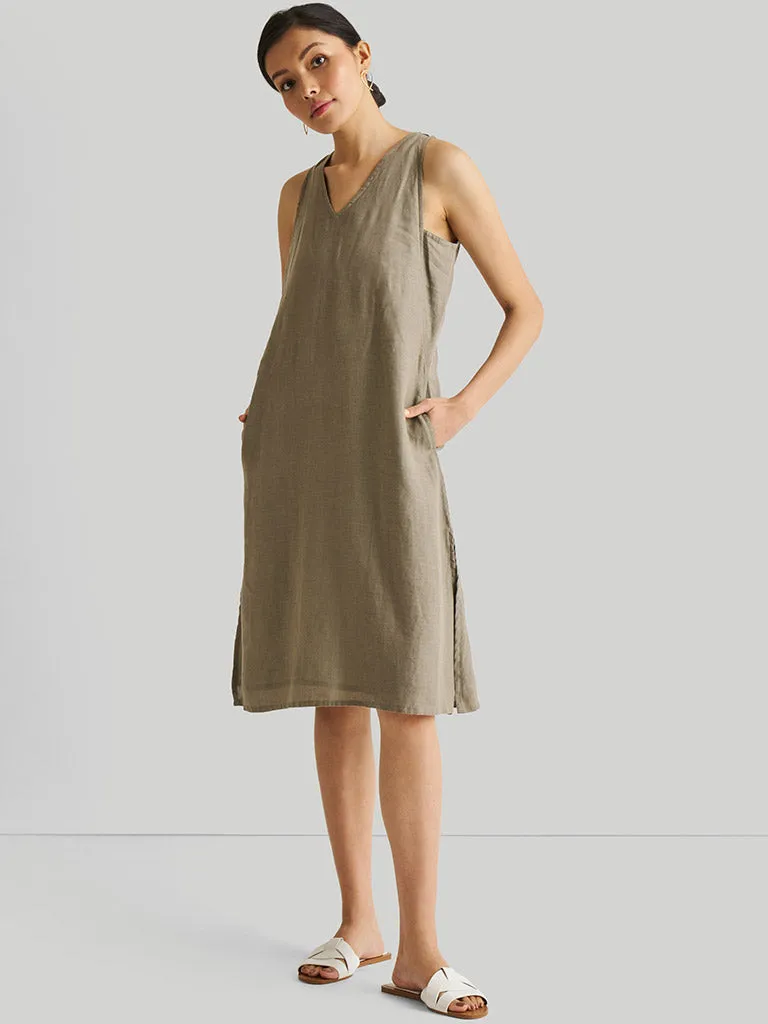 Reading Tea Leaves Green Dress