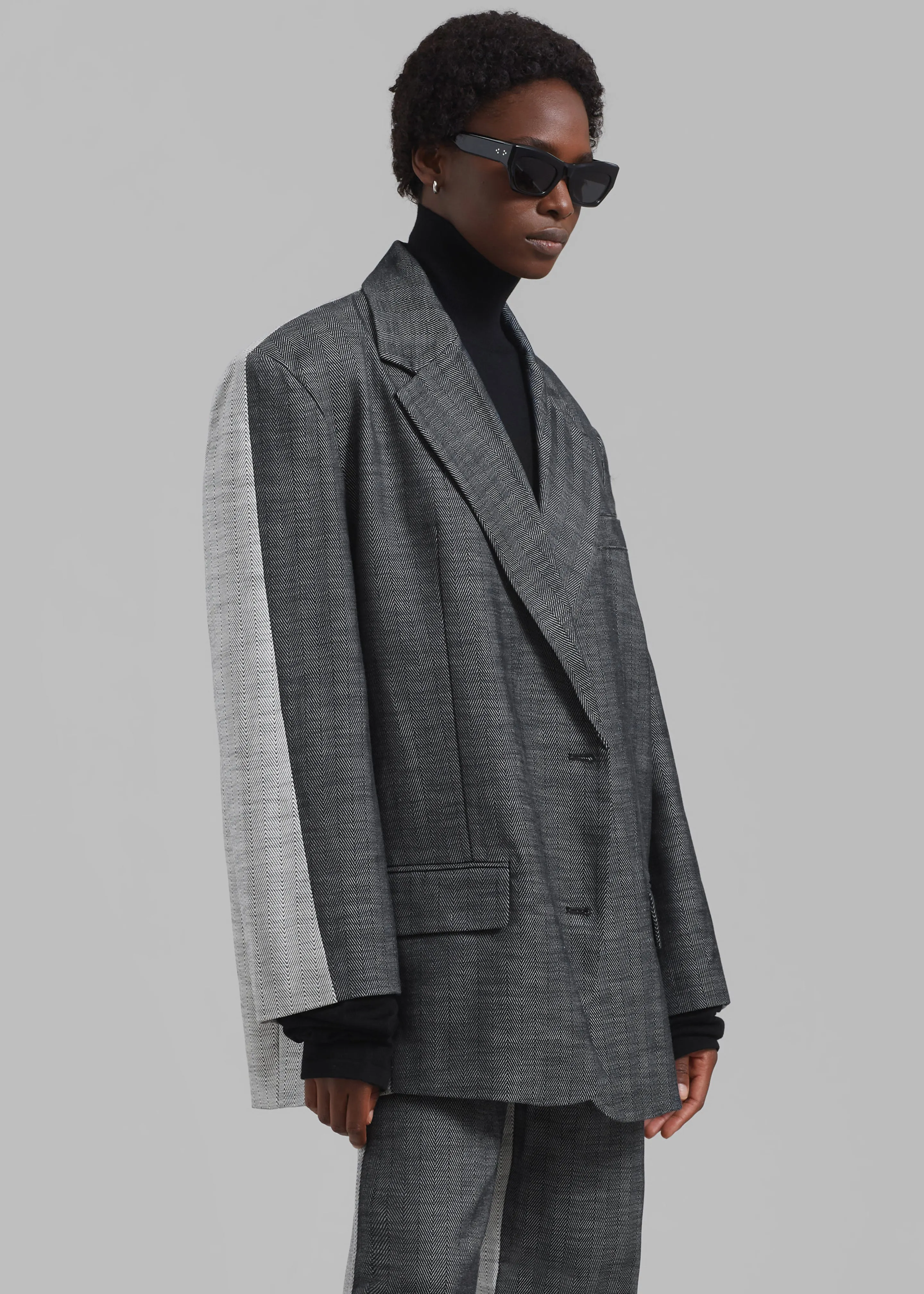 REMAIN Two Side Oversized Blazer - Black Comb