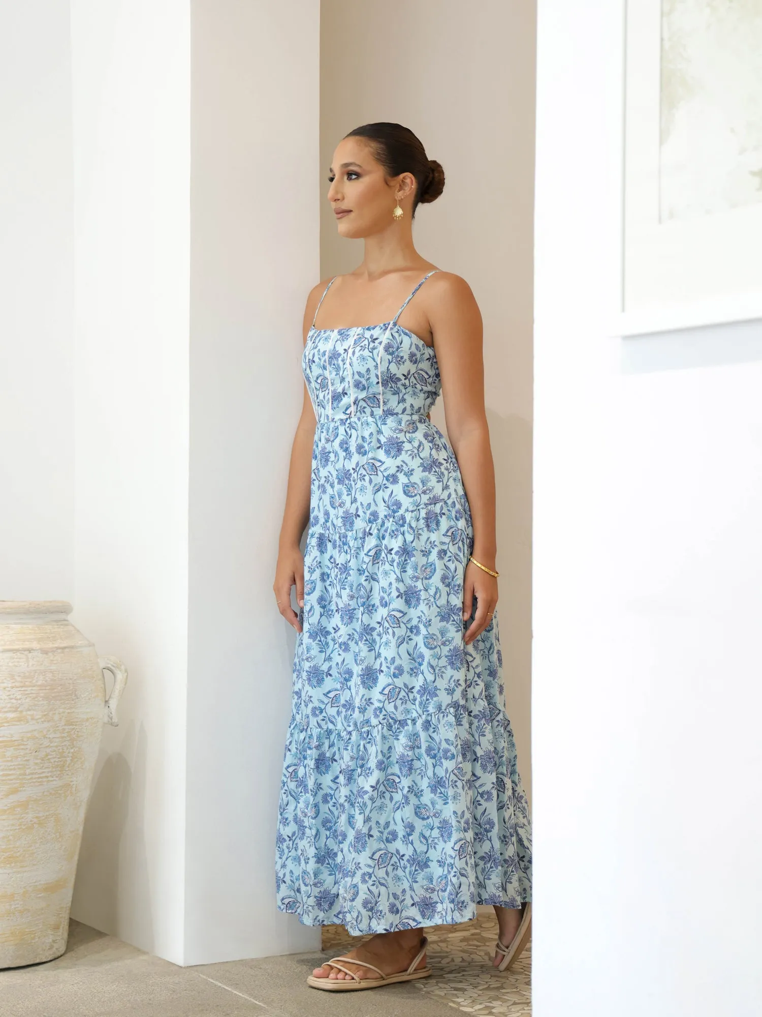Sleeveless Back Tie Up Maxi Dress