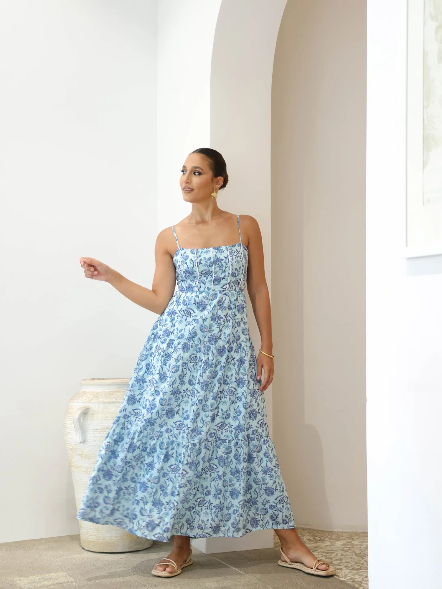 Sleeveless Back Tie Up Maxi Dress