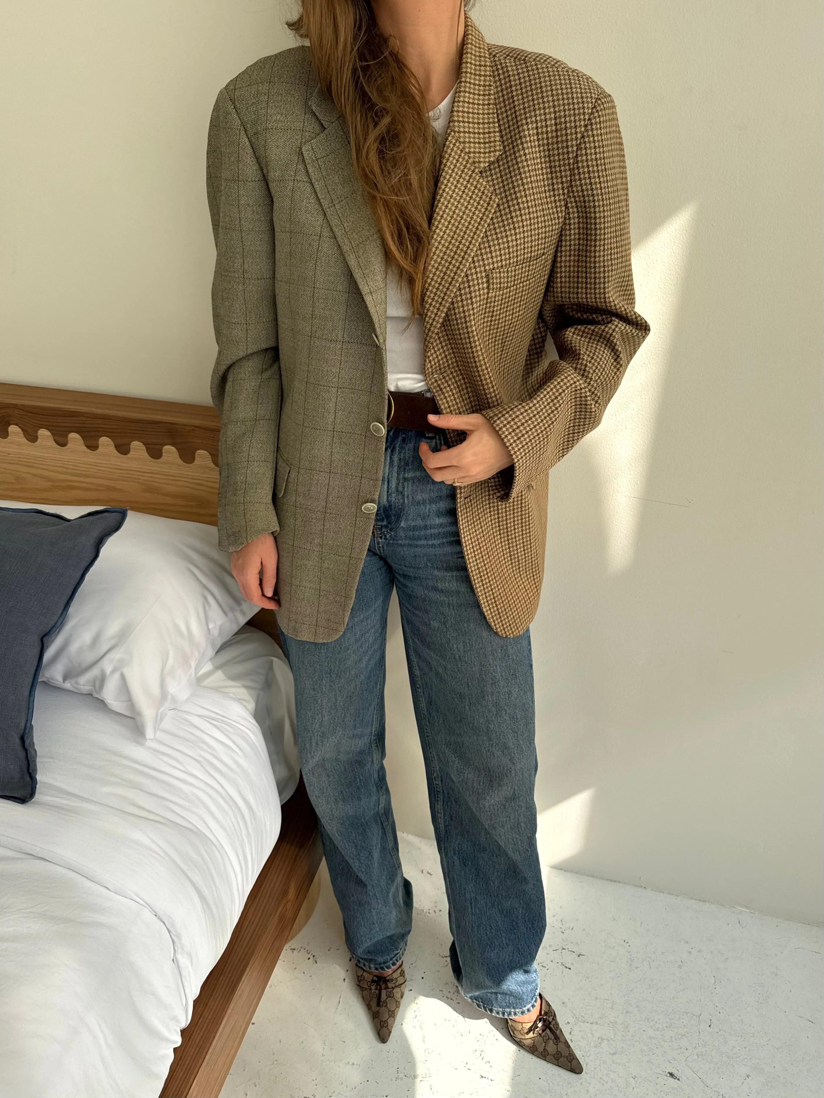 Stunning houndstooth and beige checked contrasted blazer