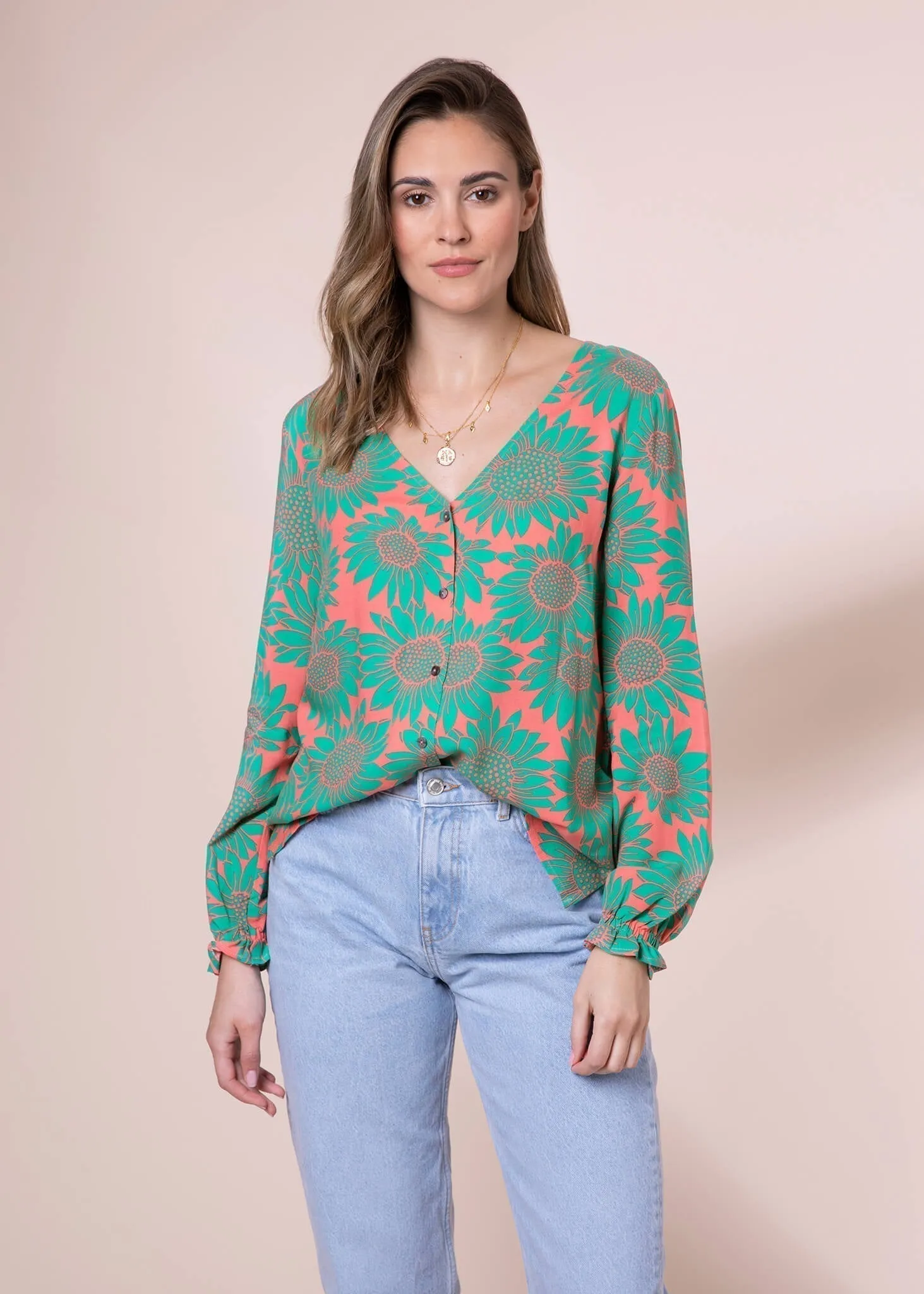 Sunflowers EcoVero Cherry Top (Green)