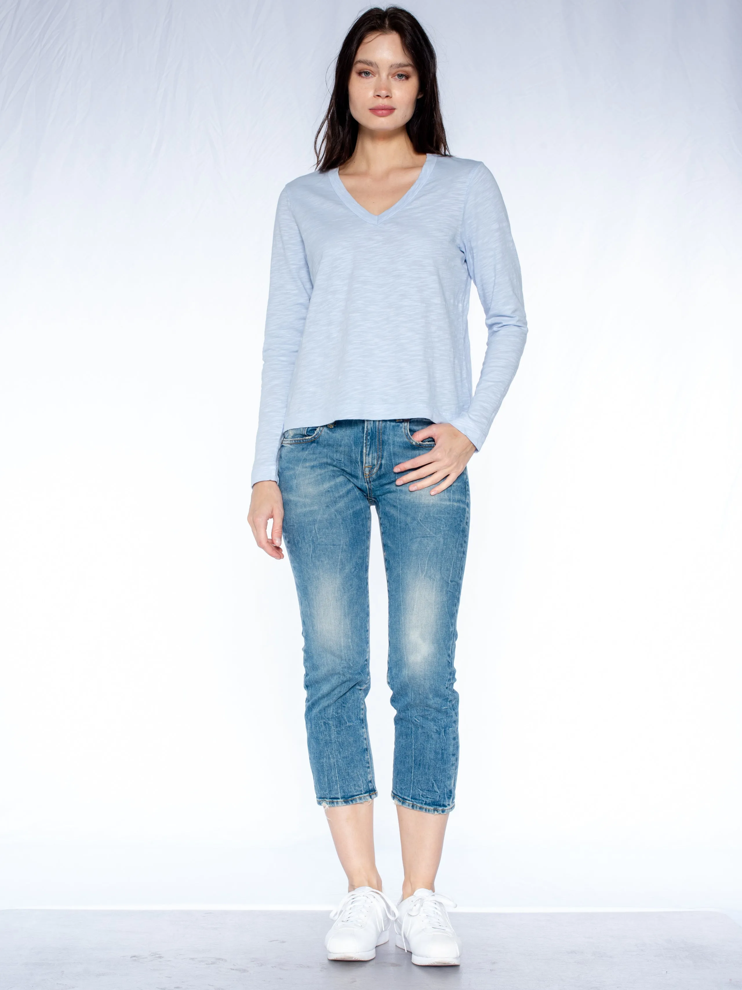 V-Neck L/S Baby Baby Fit Tee