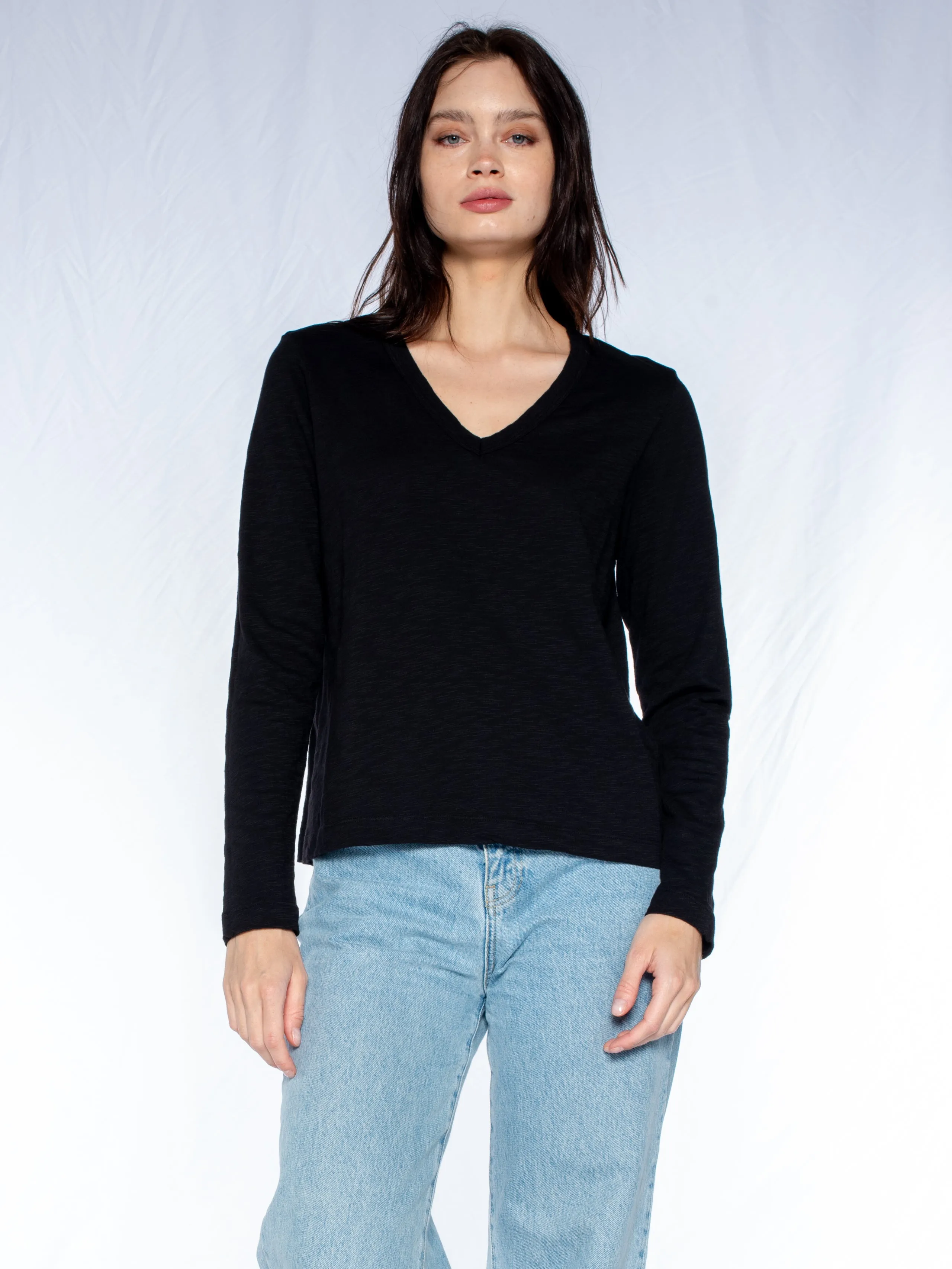V-Neck L/S Baby Baby Fit Tee