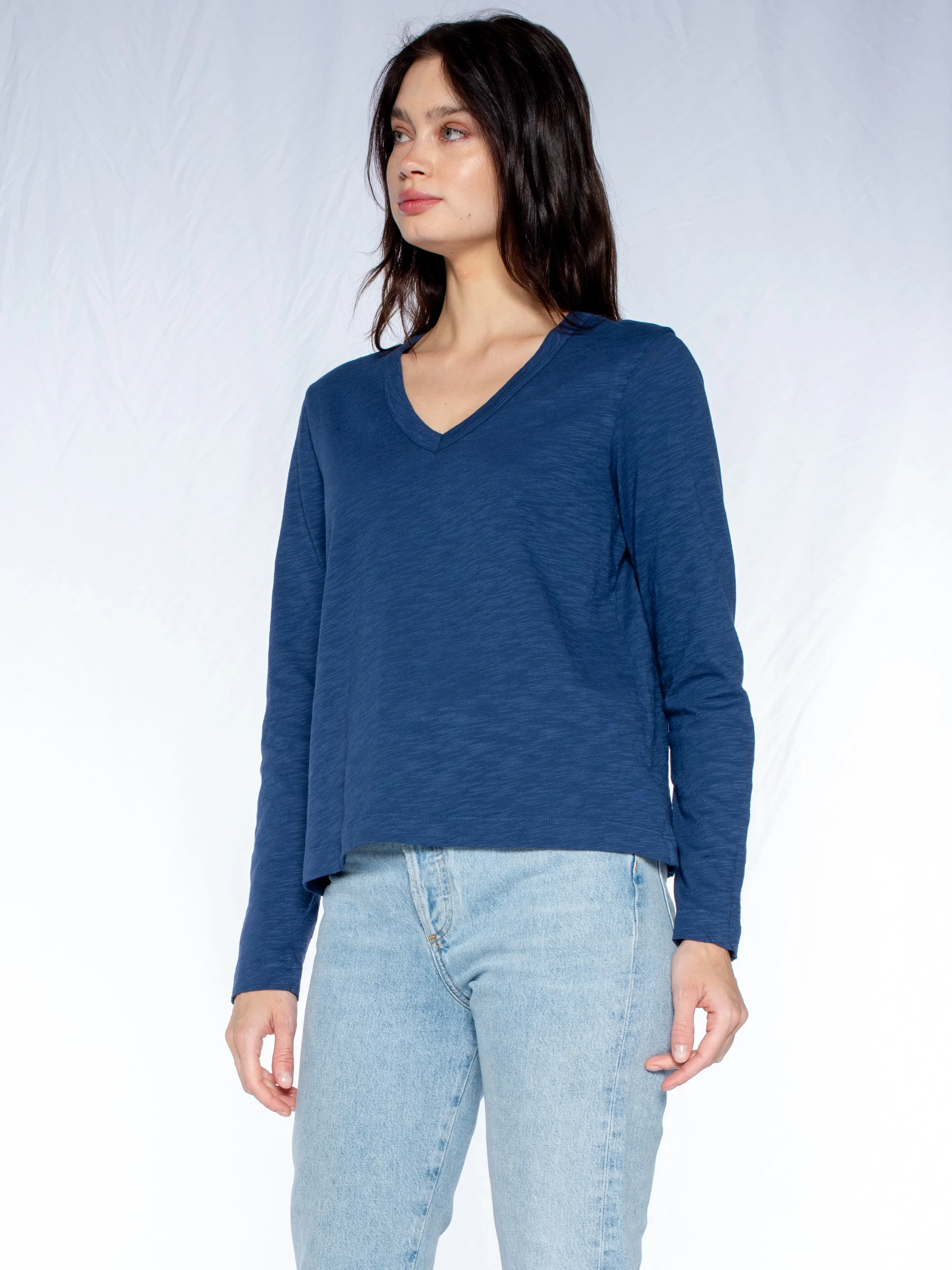 V-Neck L/S Baby Baby Fit Tee