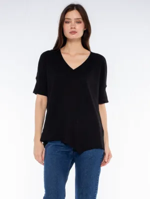 V-Neck Short Sleeve Tee w/Rib Slanted Hem