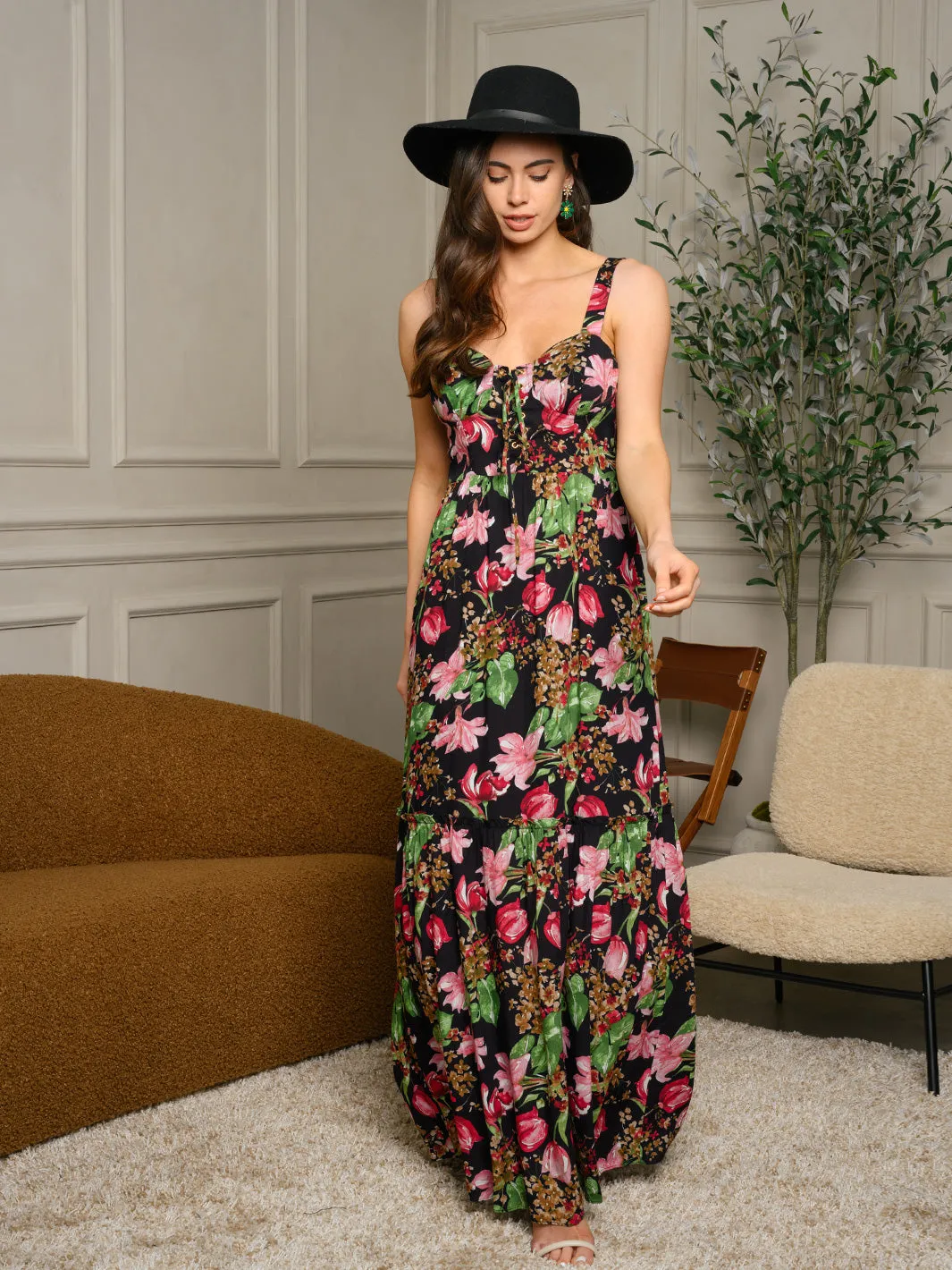 WOMEN'S SLEEVELESS V-NECK FLORAL MAXI DRESS